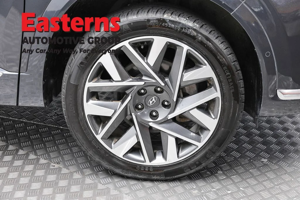 Used 2023 Gray Hyundai Calligraphy image 33