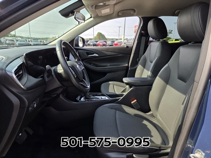 Used 2024 Ocean Blue Metallic BUICK FWD 4DR PREFERRED image 9