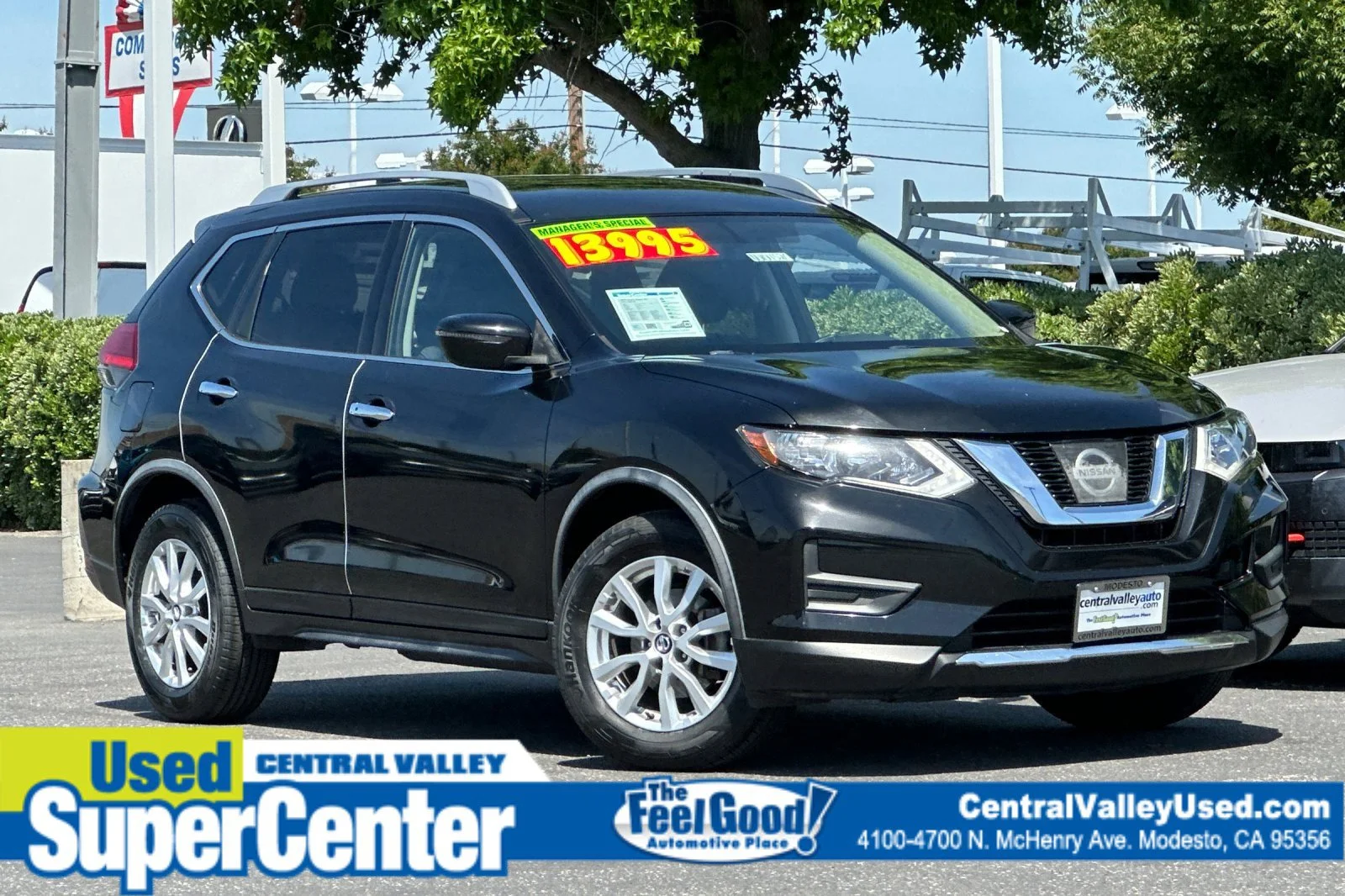 2017 Nissan Rogue SV FWD's photo