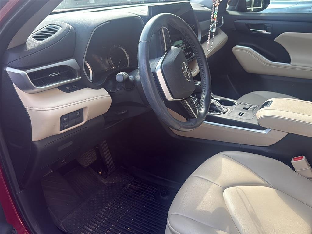 Used 2023 Ruby Flare Pearl Toyota XLE image 11