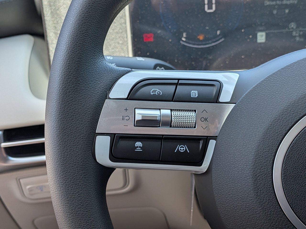 New 2026 Shimmering Silver Hyundai SEL Plus FWD image 23