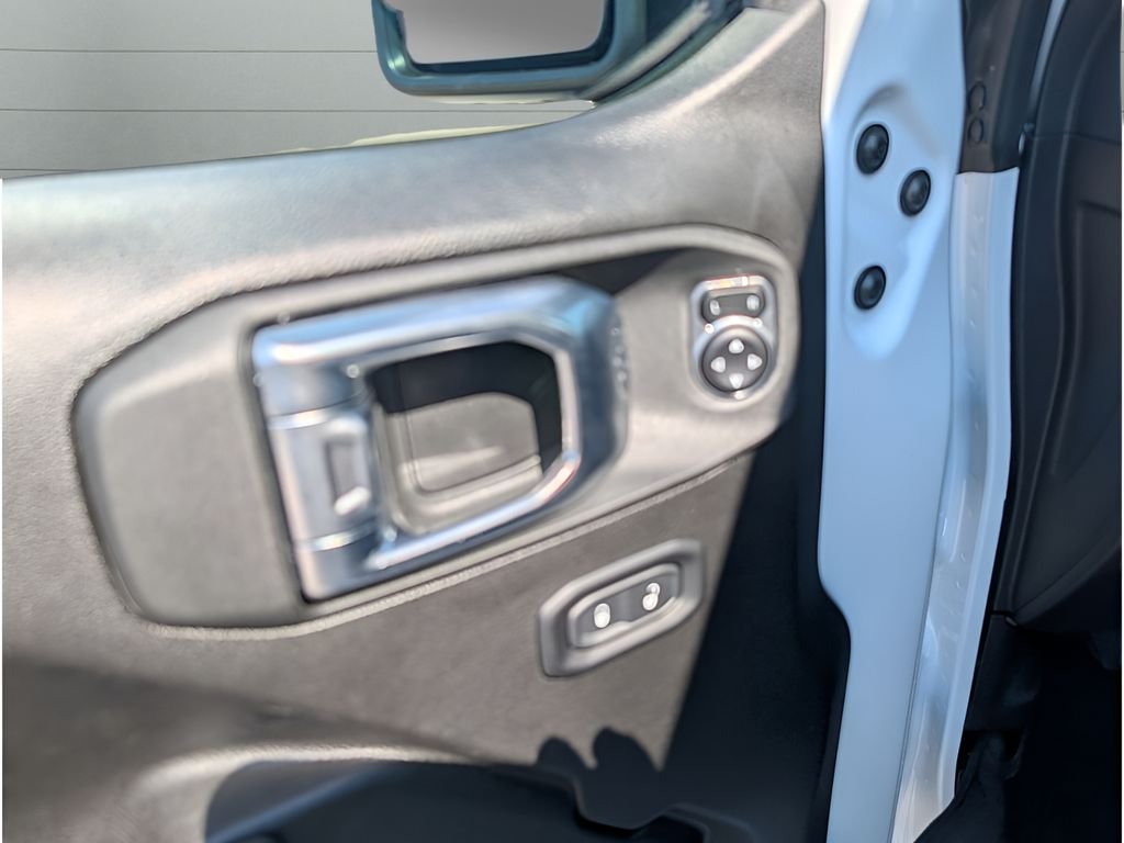 Used 2026 Bright White Clearcoat Jeep Rubicon w/Sky One-Touch image 14