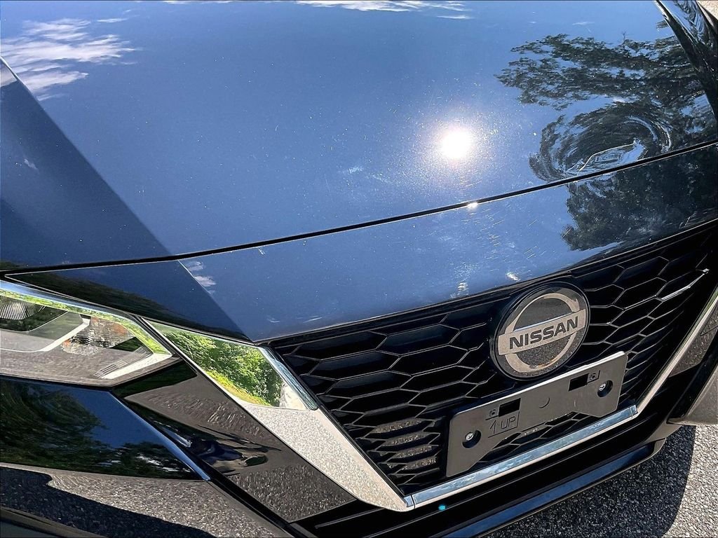 Used 2023 Black Nissan SV image 30