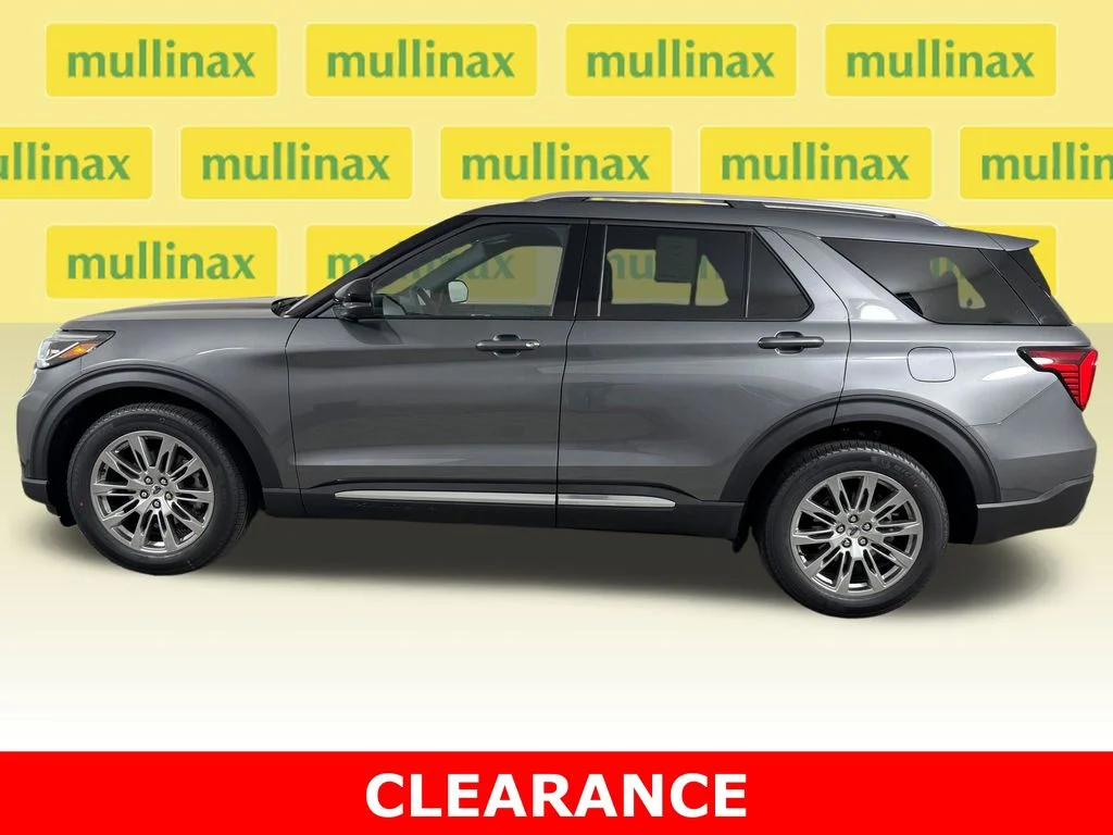 New 2026 Gray Ford Platinum image 2