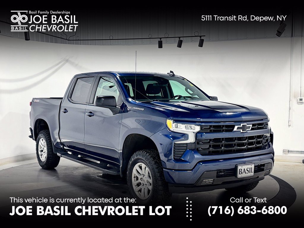 Used 2022 Blue Chevrolet RST image 1