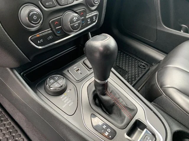 Used 2022 Gray Jeep Trailhawk image 21
