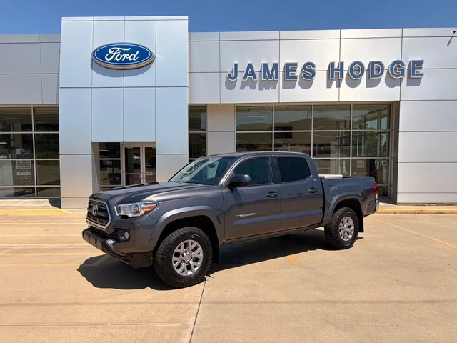 2017 Toyota Tacoma SR5