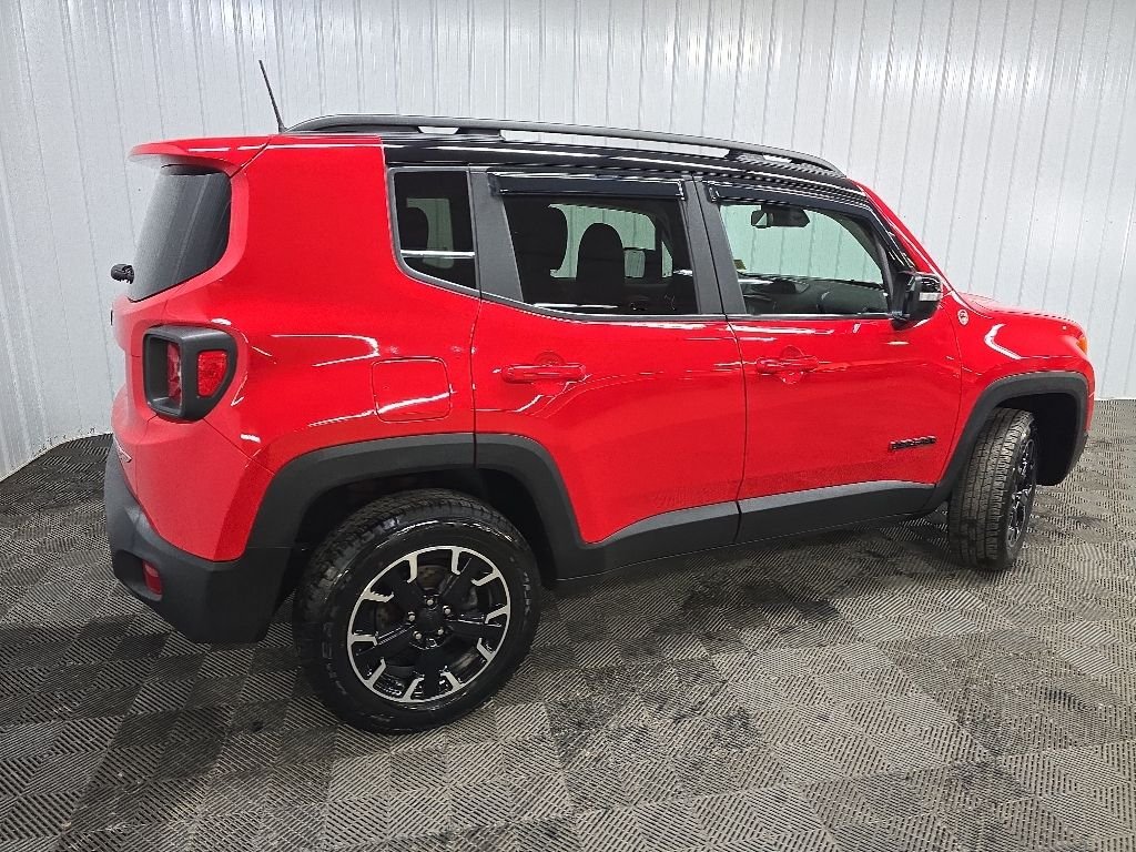 Used 2023 Red Jeep Trailhawk image 3
