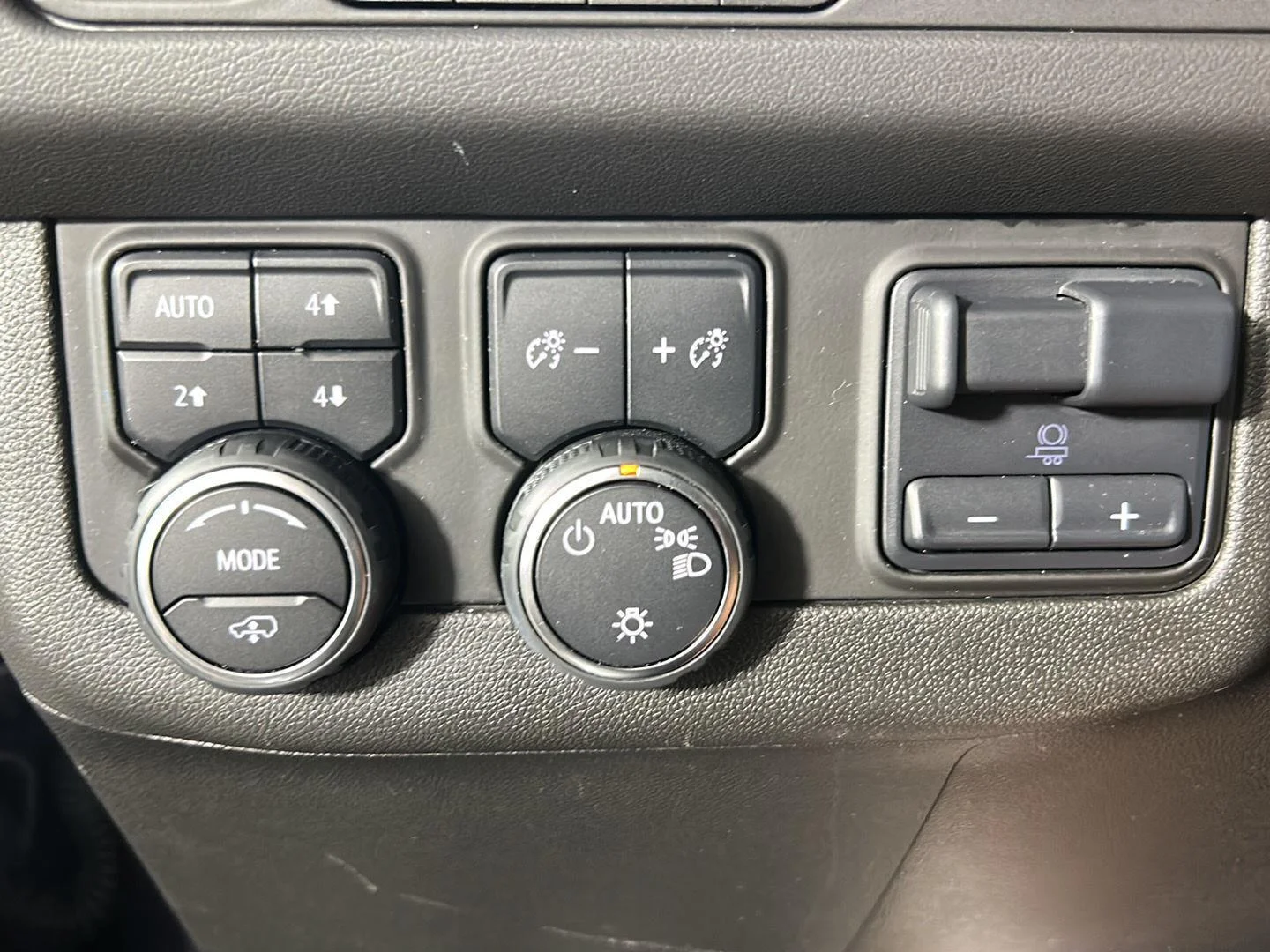 Used 2023 Dark Ash Metallic Chevrolet High Country image 25