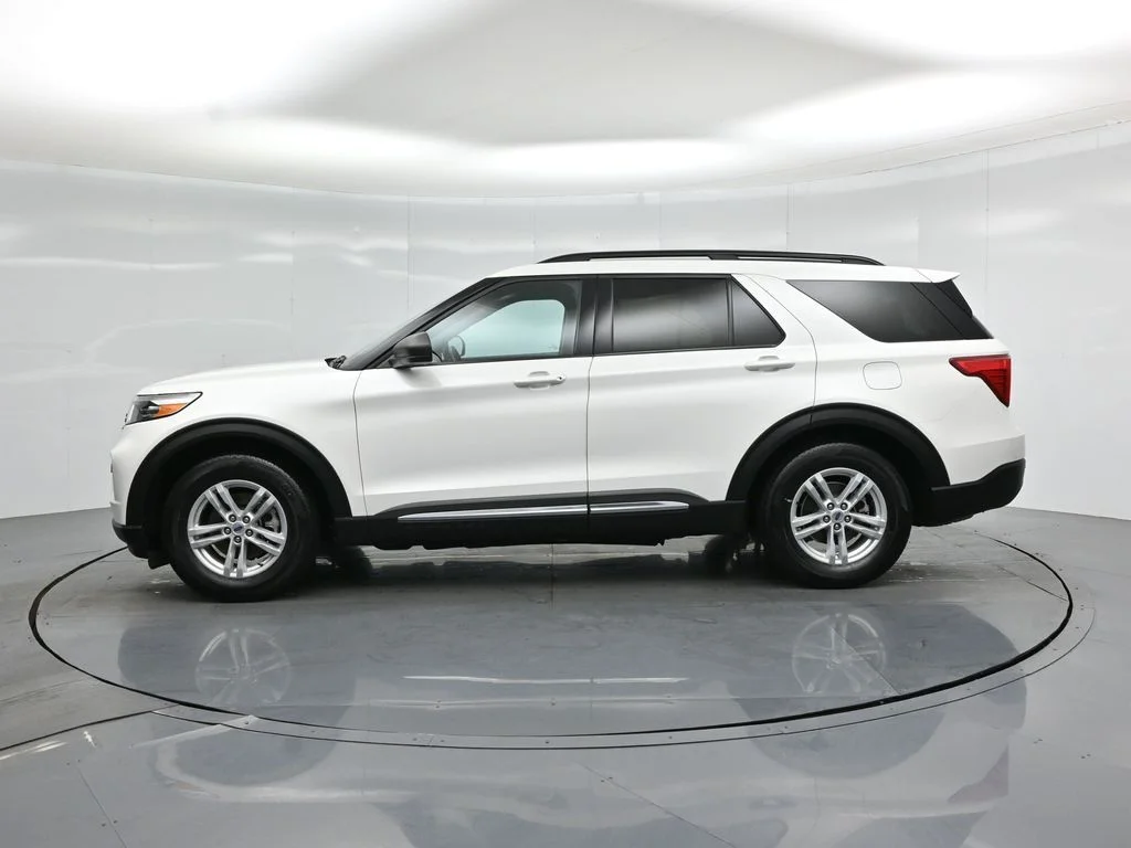 Certified Used 2024 White Ford XLT image 28