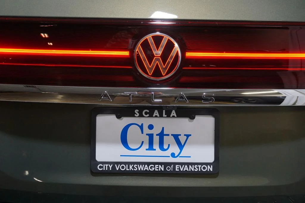 New 2026 Green Volkswagen 2.0T SE w/Technology image 38