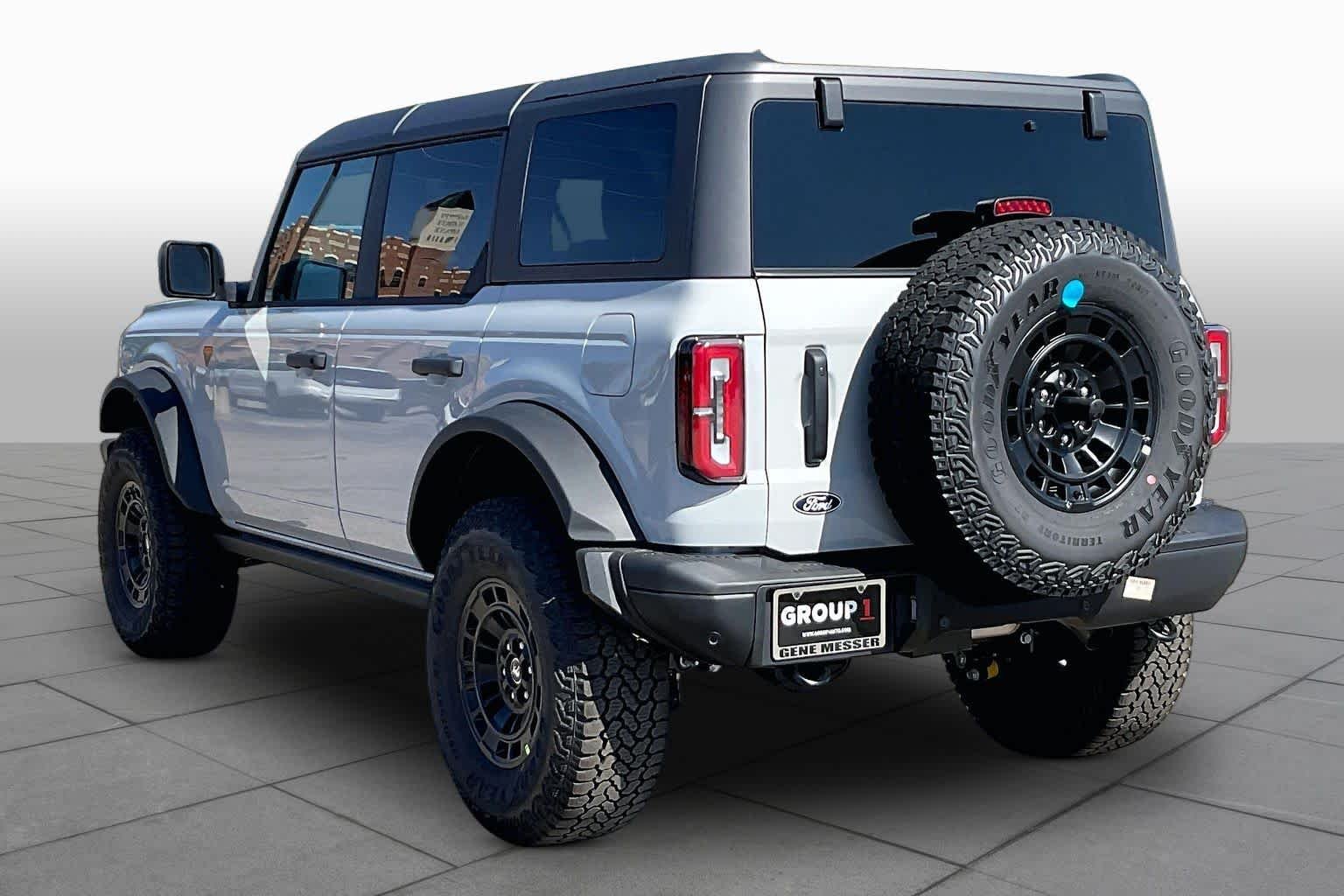 New 2026 Avalanche Gray Ford Badlands® image 12