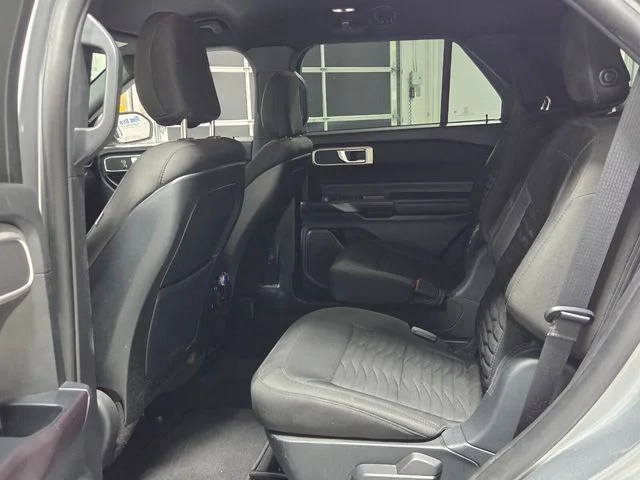 Used 2020 Silver Ford XLT image 6