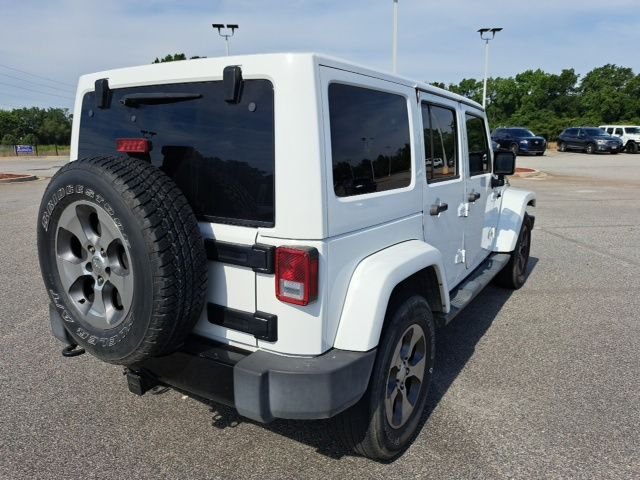Used 2014 White Jeep Unlimited Altitude image 4