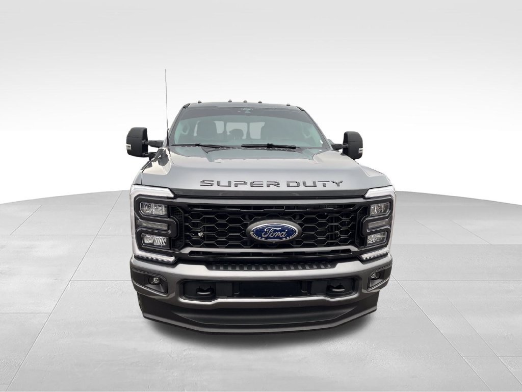 Used 2024 Gray Ford XL image 8