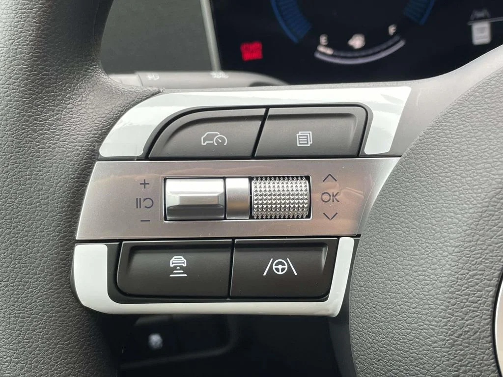 New 2026 White Hyundai SEL image 20