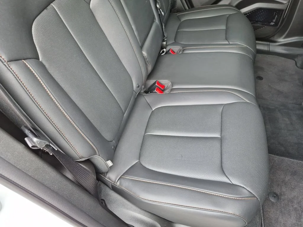 Used 2026 White Jeep Limited image 26