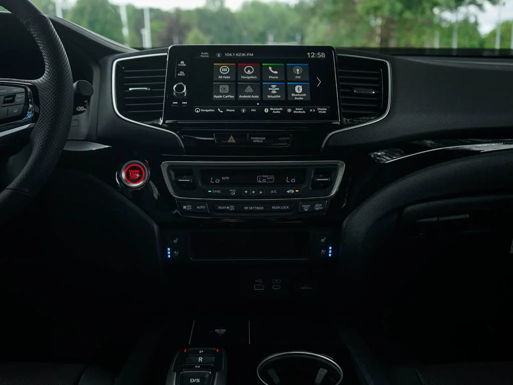 New 2026 Sonic Gray Pearl Honda Black Edition image 15
