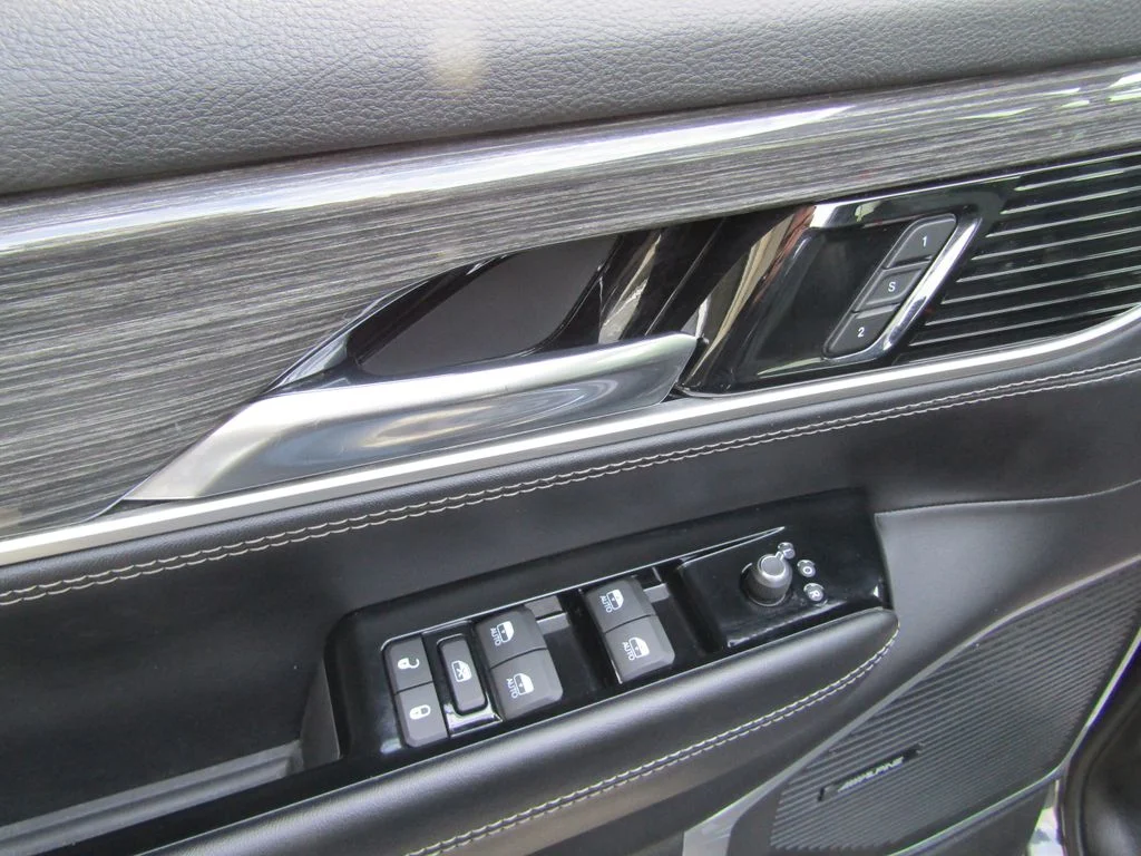 Used 2022 Gray Jeep Series III image 26