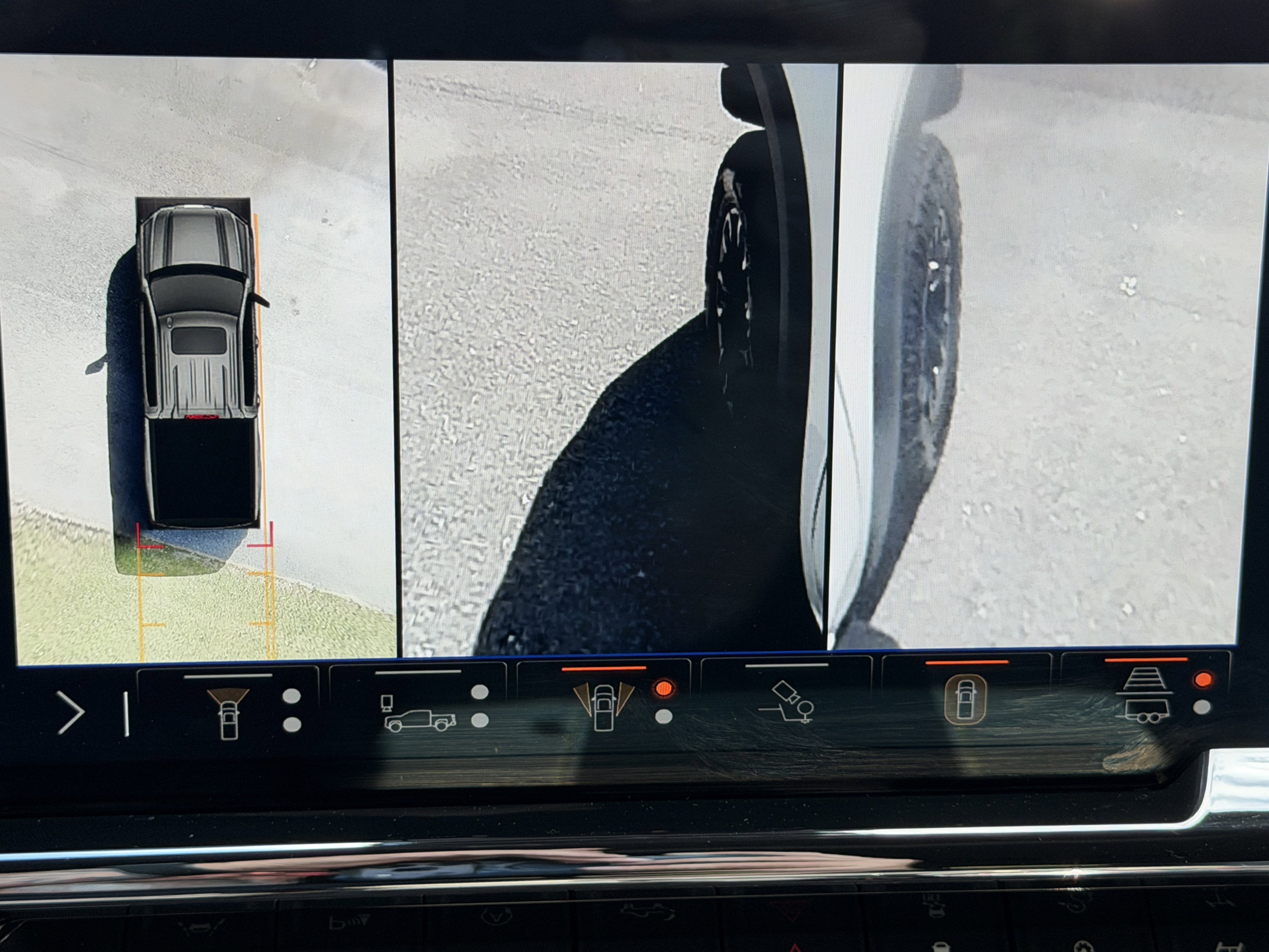 2024 Chevrolet Silverado 1500 ZR2 - Photo 37