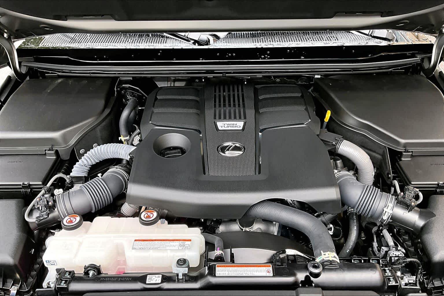 Used 2025 Atomic Silver Lexus Premium+ image 32