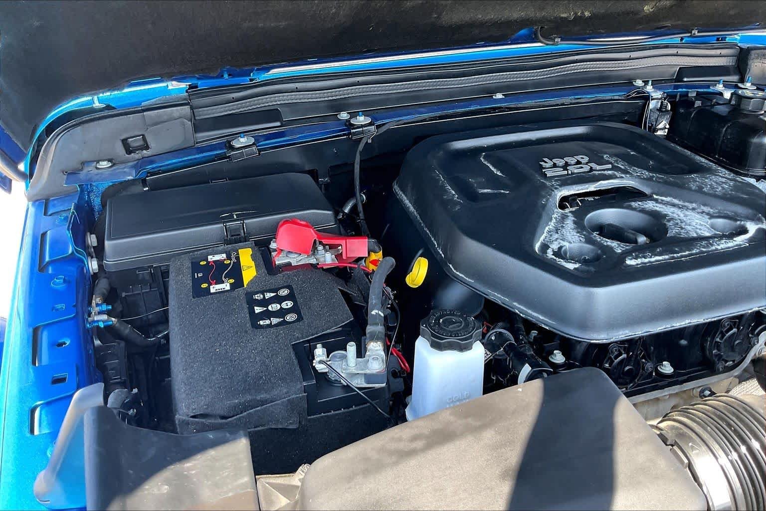 Used 2023 Hydro Blue Pearlcoat Jeep Rubicon image 32