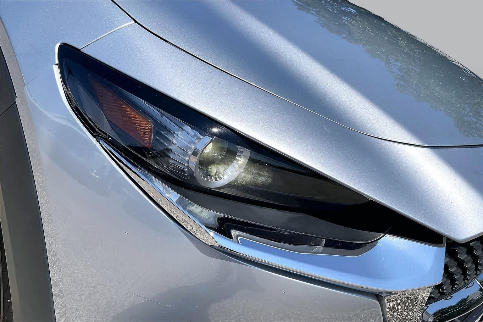 Used 2021 Sonic Silver Metallic Mazda Select image 25