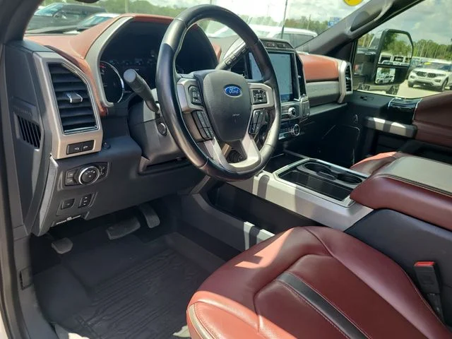 Used 2022 White Ford Platinum image 19