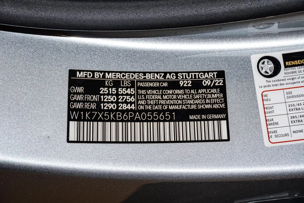 Used 2023 Cirrus Silver Metallic Mercedes-Benz Base image 31