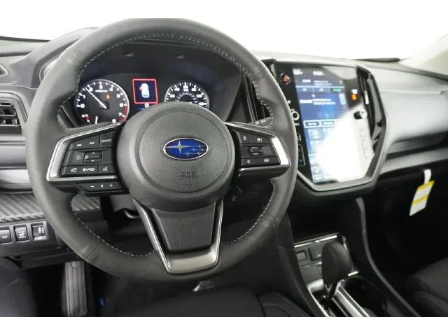 New 2027 CRYSTAL WHITE PEARL Subaru Premium 7-Passenger image 16