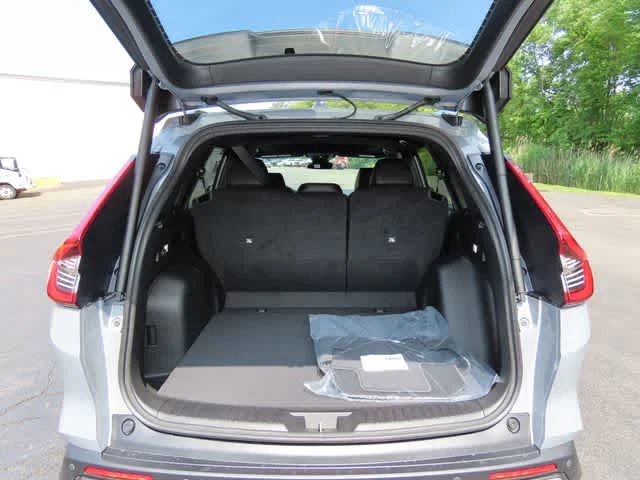 New 2026 Urban Gray Pearl Honda Sport-L image 12