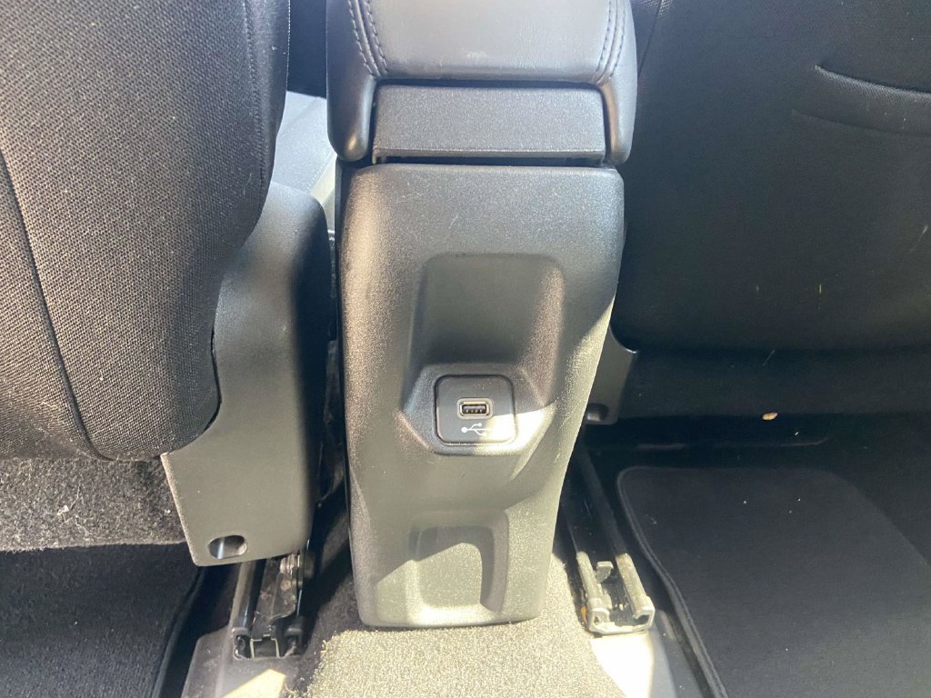 Used 2018 Gray Jeep Altitude image 19