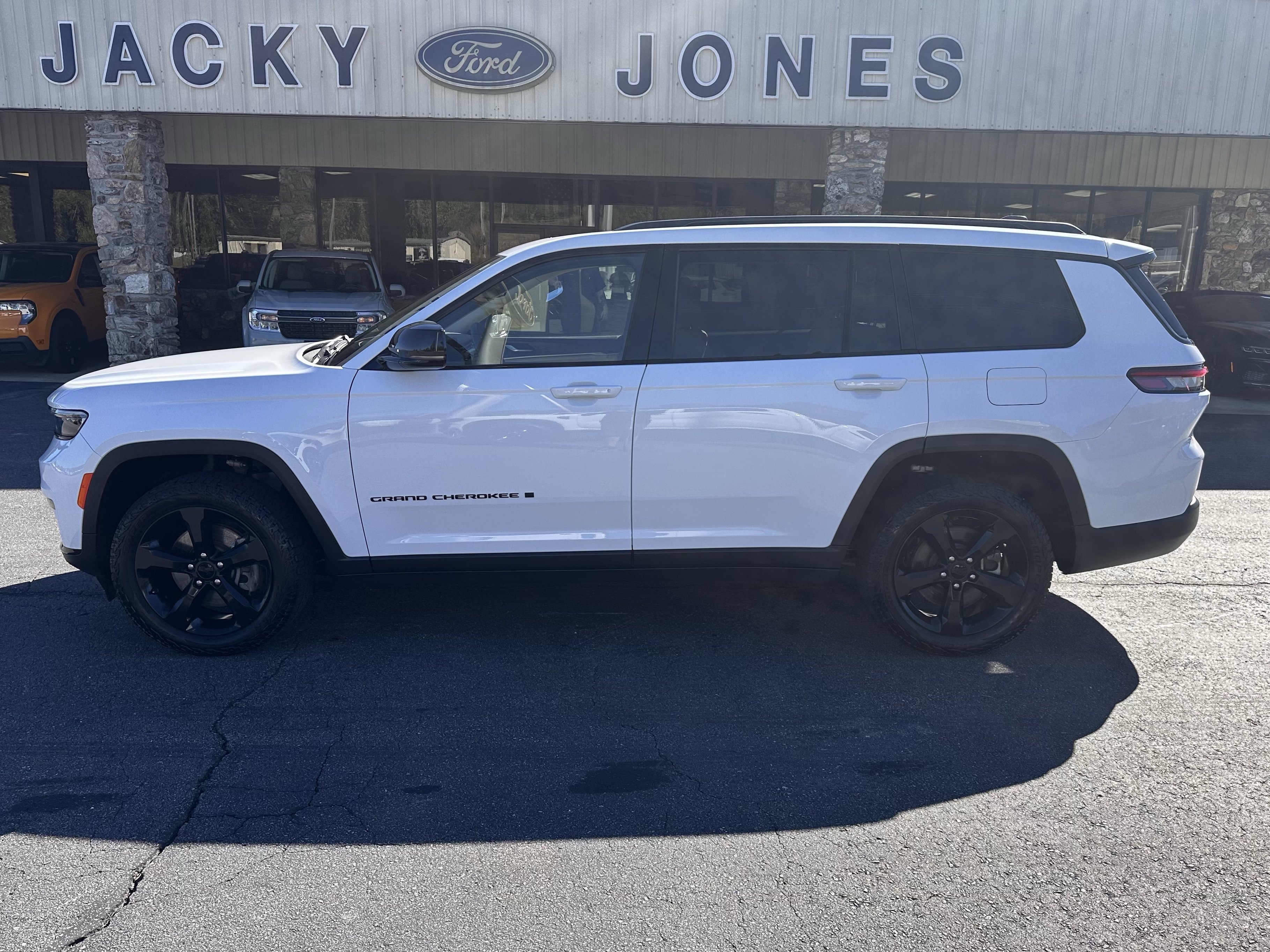 2022 Jeep Grand Cherokee L