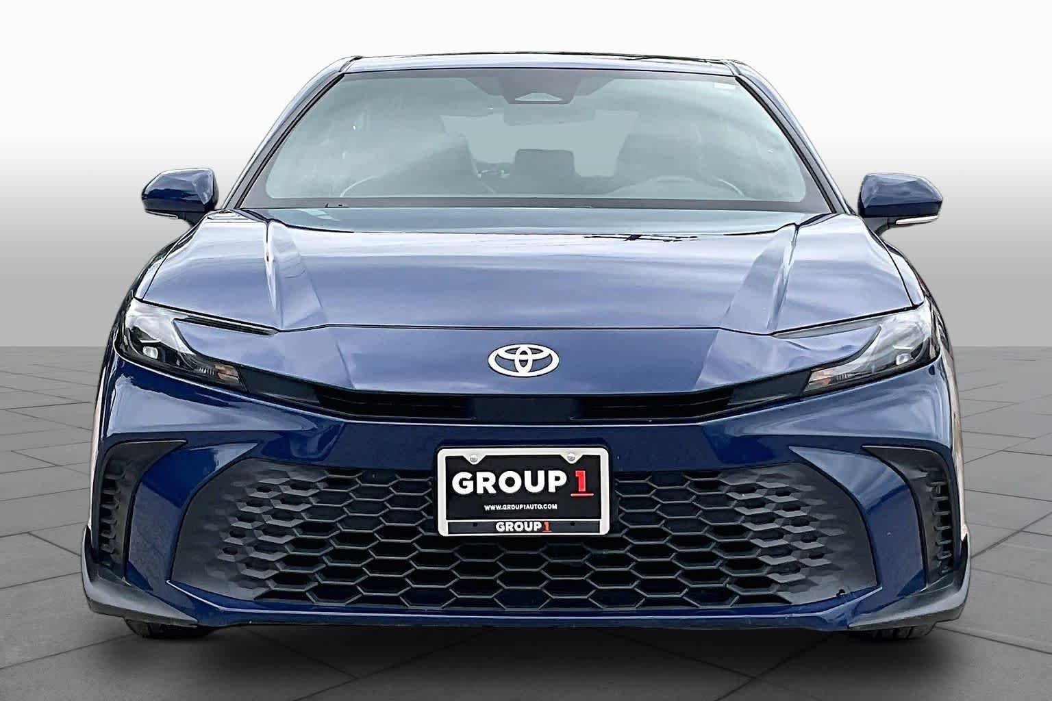 Used 2025 Reservoir Blue Toyota SE image 4