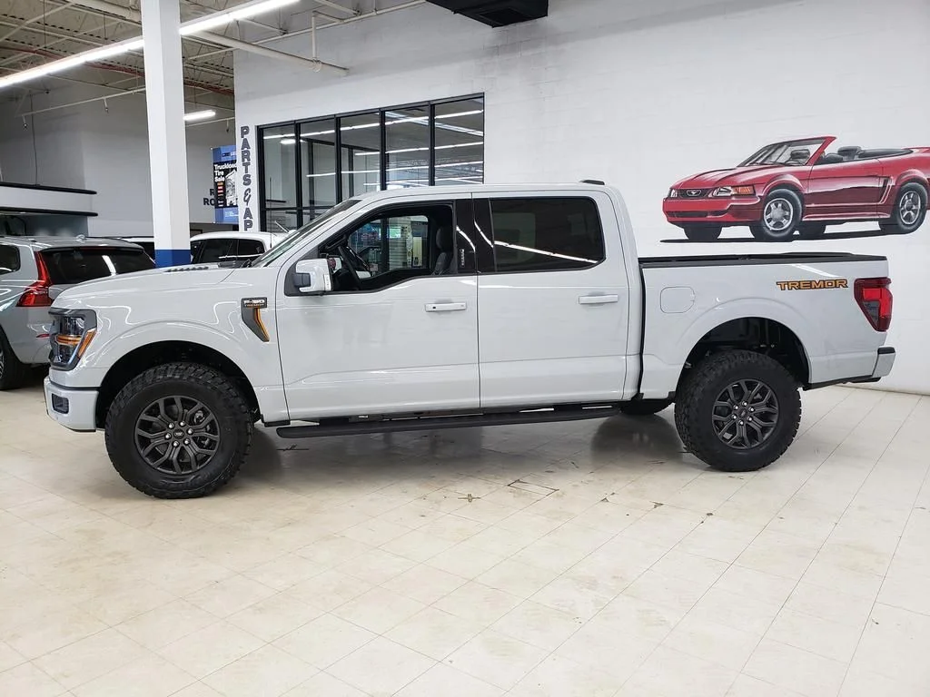 New 2026 Avalanche Ford Tremor® image 4