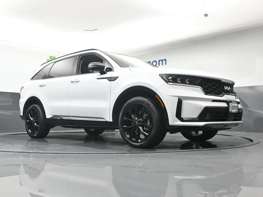 Certified Used 2023 White Kia SX-Prestige image 25