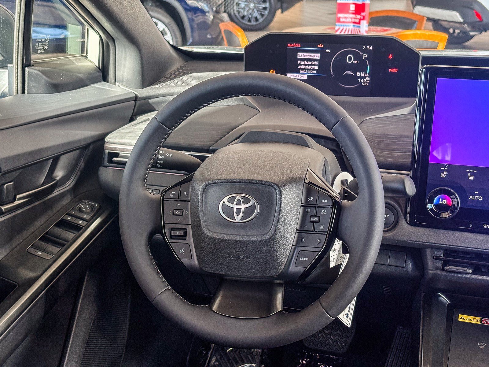 New 2026 Wind Chill Pearl <sup>1</sup> Toyota  SE image 17