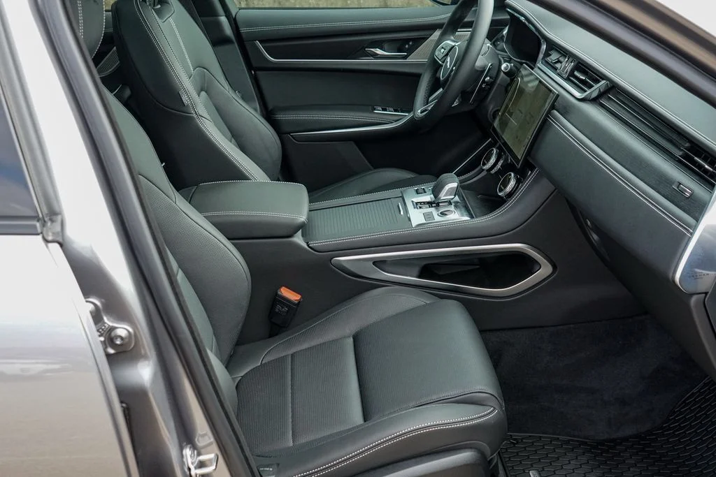 2026 Jaguar F-Pace R-Dynamic S - Photo 33