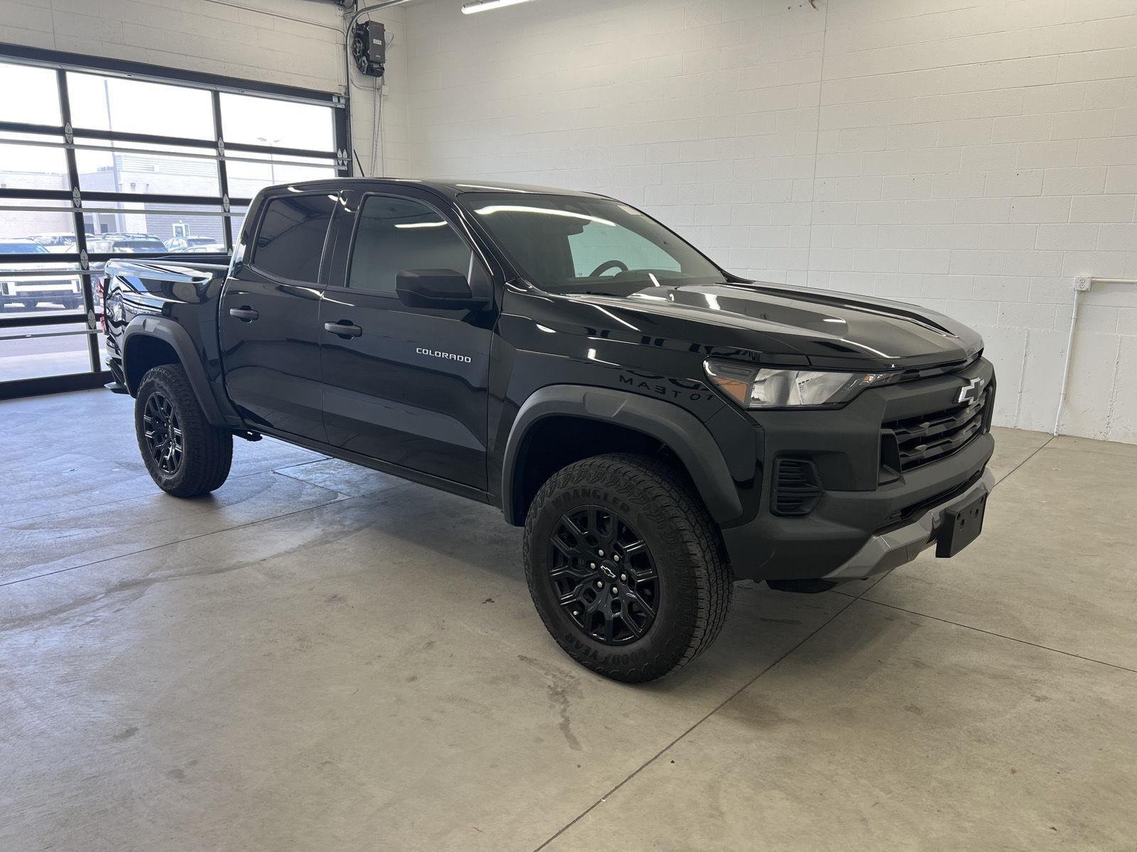 Used 2023 Black Chevrolet 4WD Trail Boss image 4