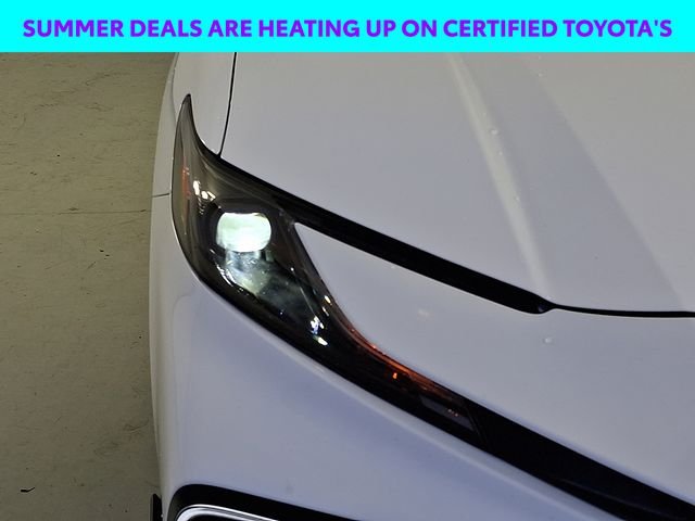 Used 2025 White Toyota SE image 11