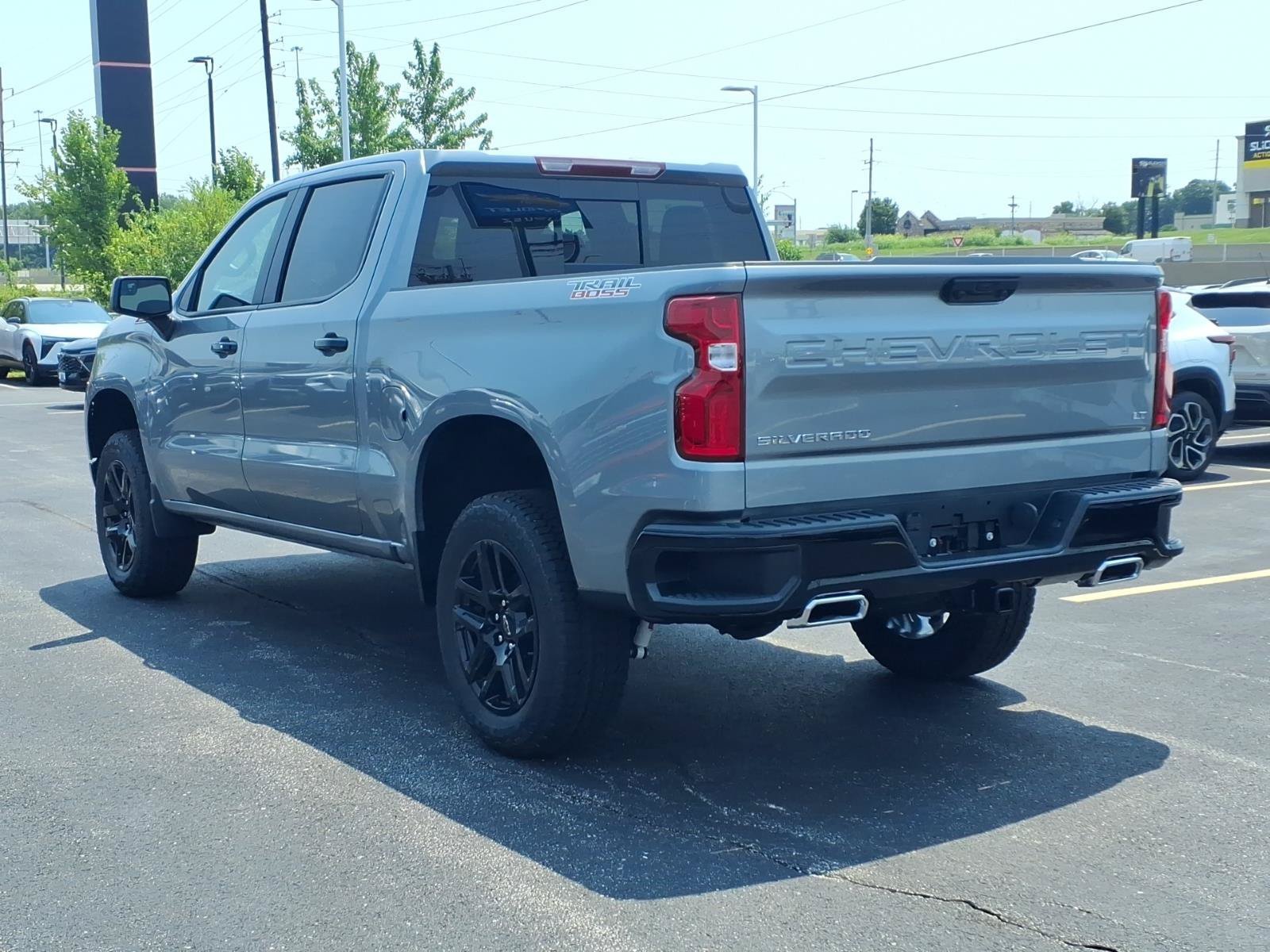 2026 Chevrolet Silverado 1500 LT Trail Boss - Photo 4