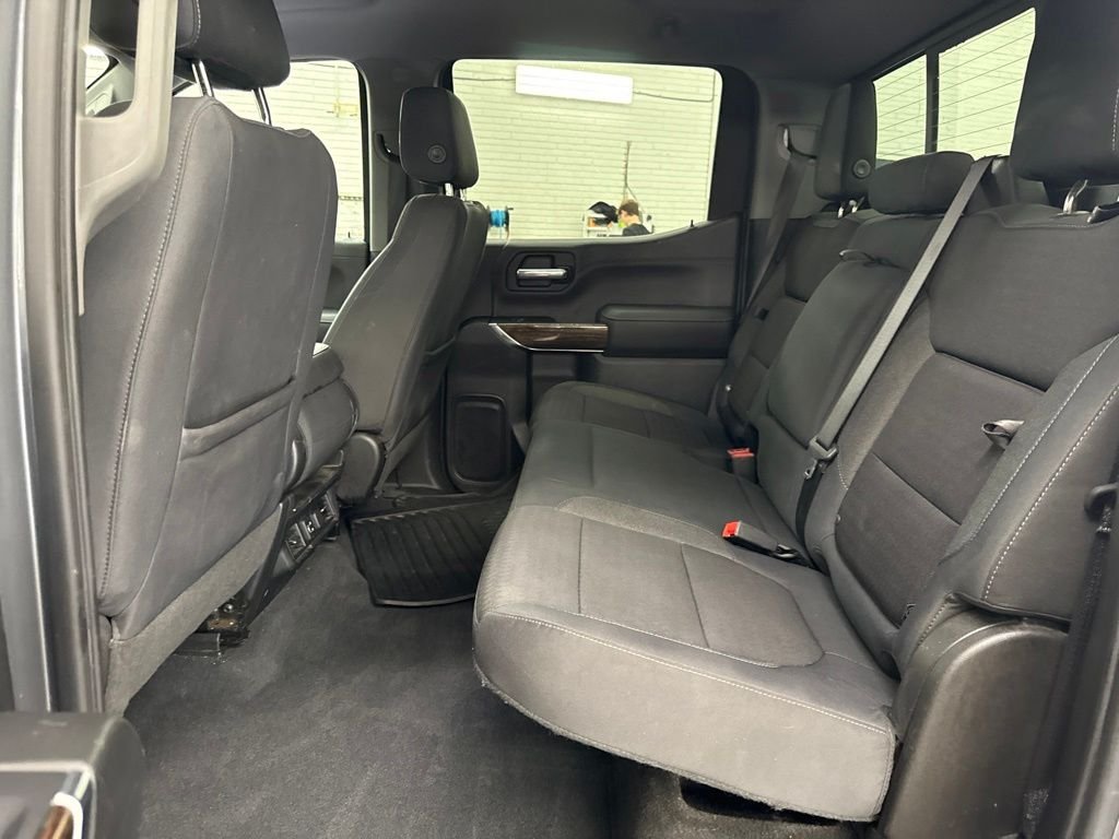 Used 2019 Gray GMC SLE image 12
