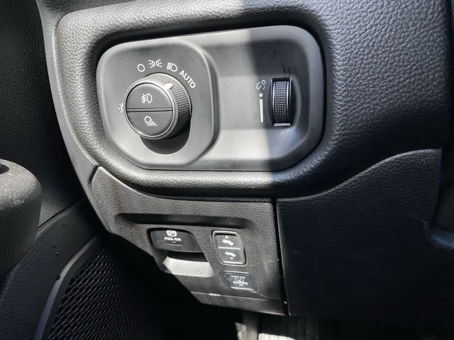 2025 RAM 1500 Big Horn/Lone Star - Photo 31
