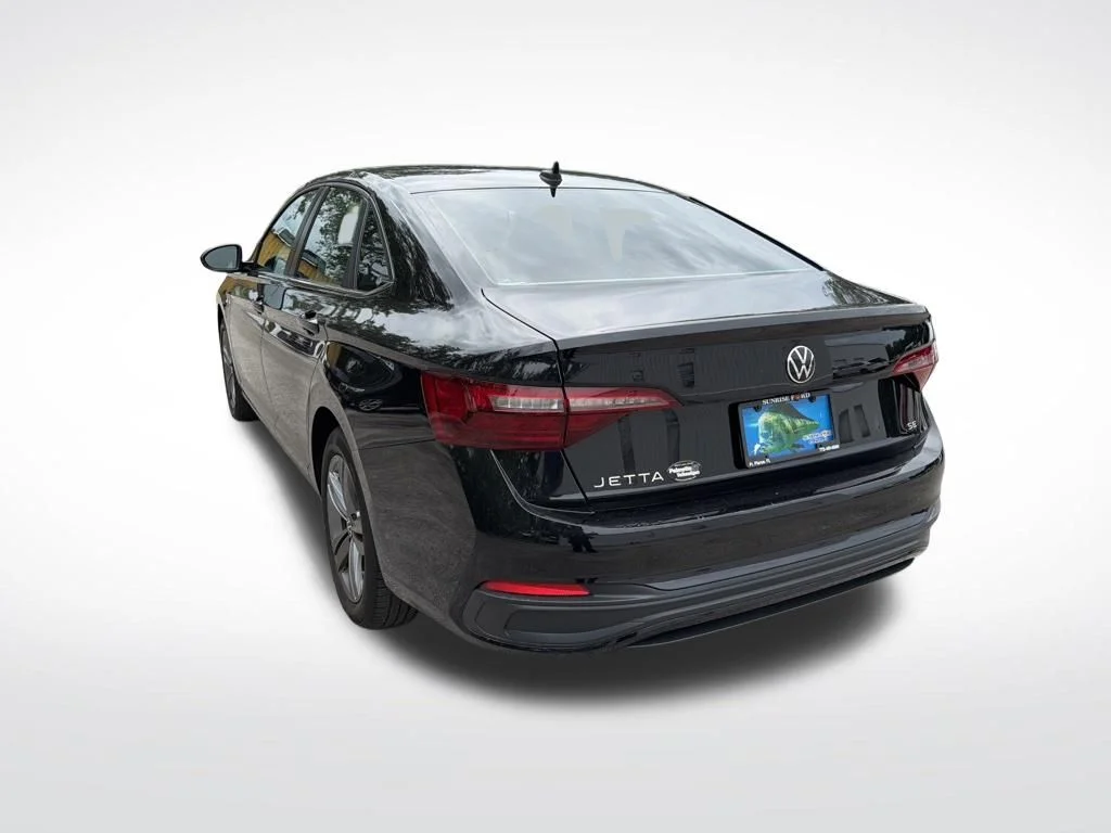 Certified Used 2023 Deep Black Pearl Effect Volkswagen 1.5T SE image 6