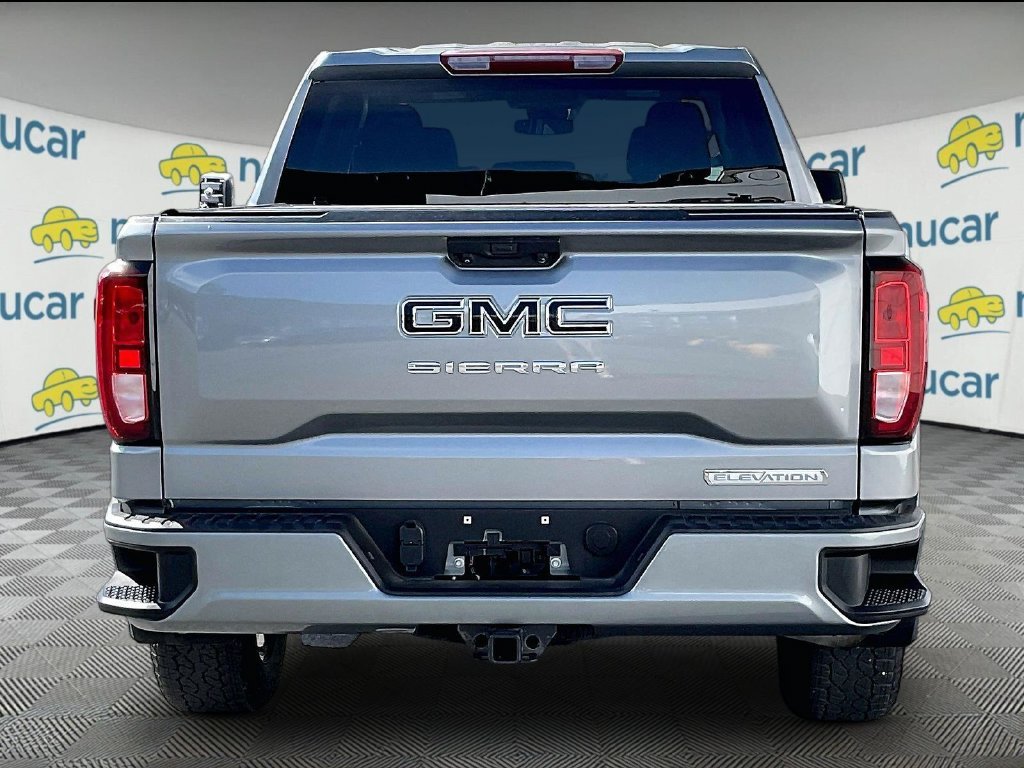 Used 2023 Sterling Metallic GMC Elevation image 5
