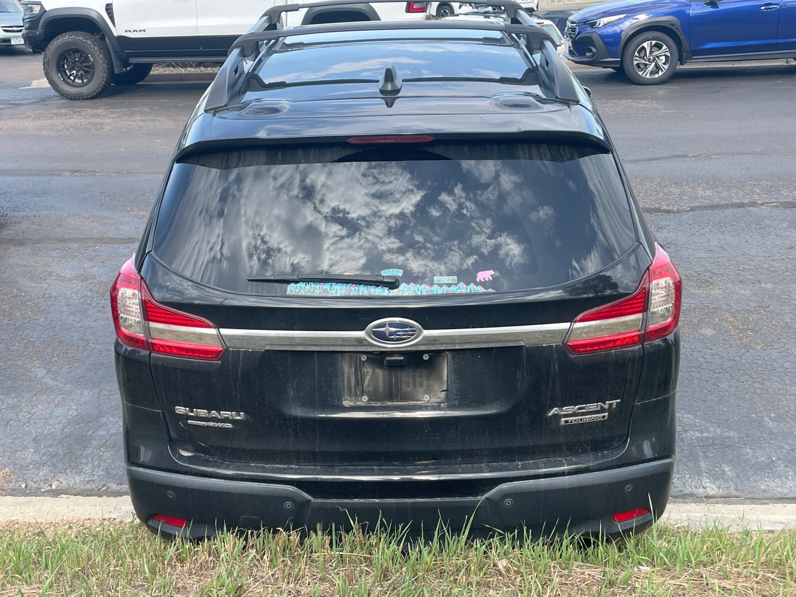 Used 2021 Crystal Black Silica Subaru Touring image 4