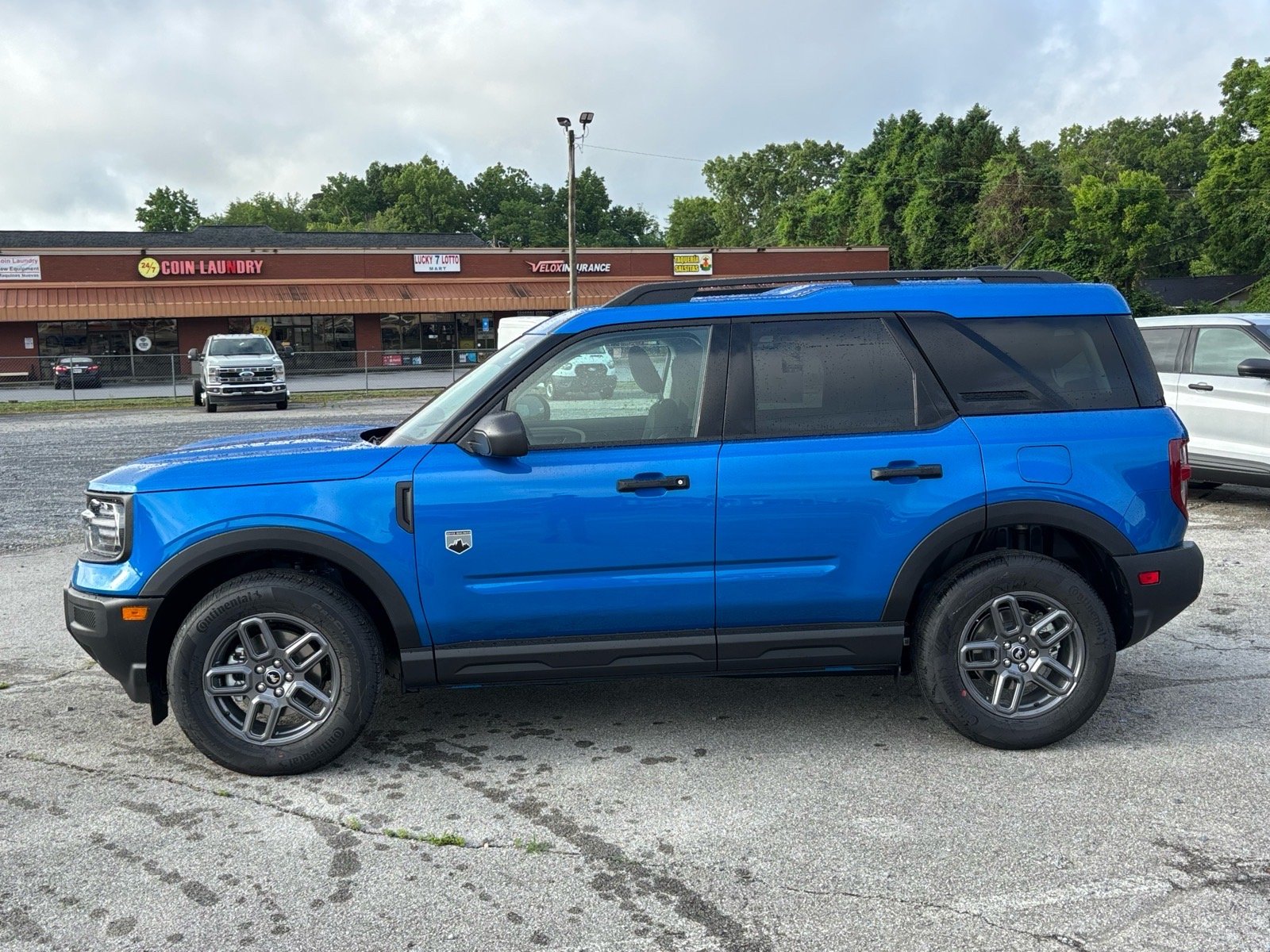 New 2026 Velocity Blue Metallic Ford Big Bend® image 3