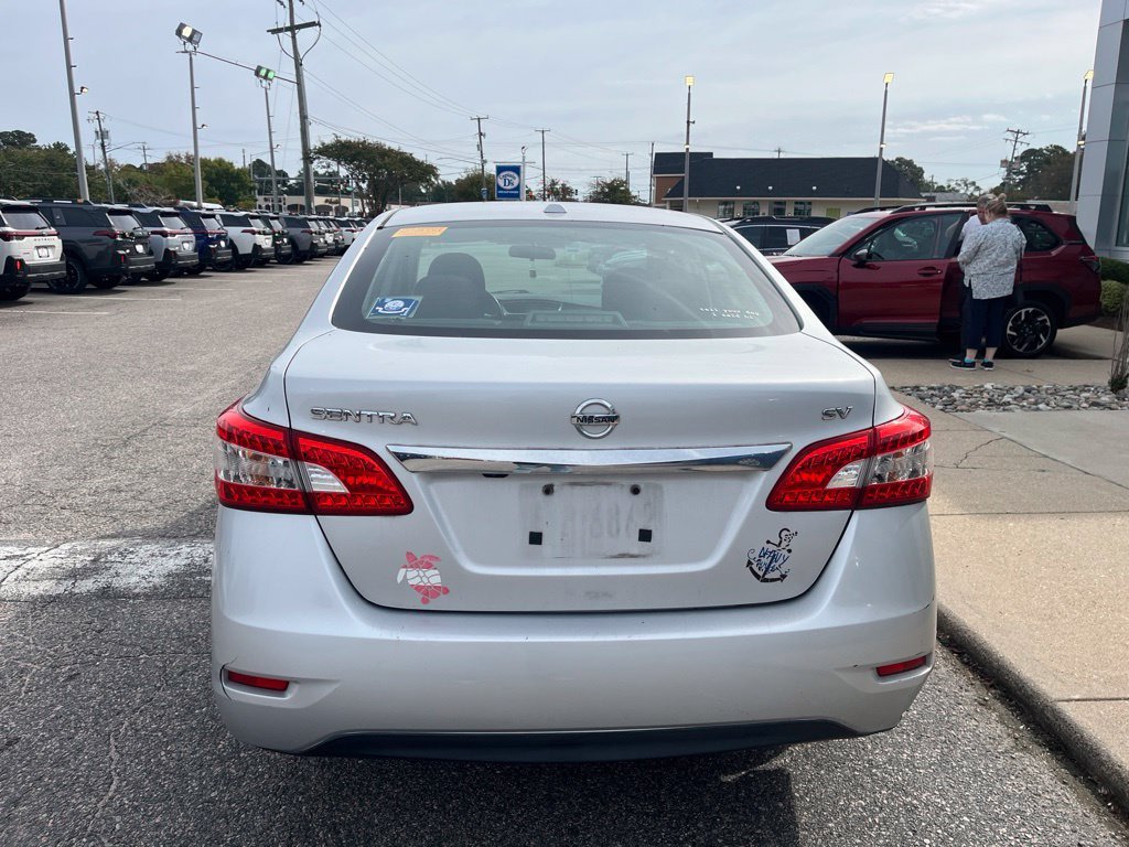 Used 2015 Silver Nissan SV image 5