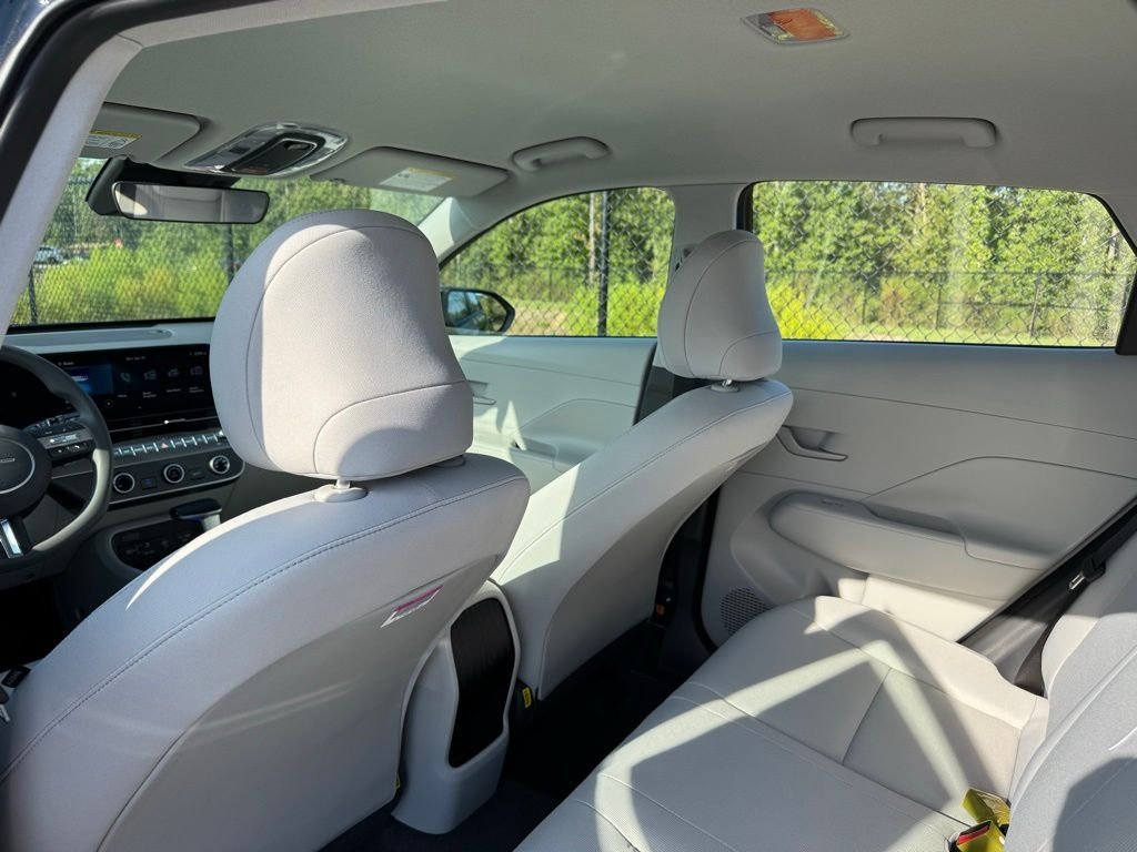 2026 Hyundai Kona SE - Photo 16
