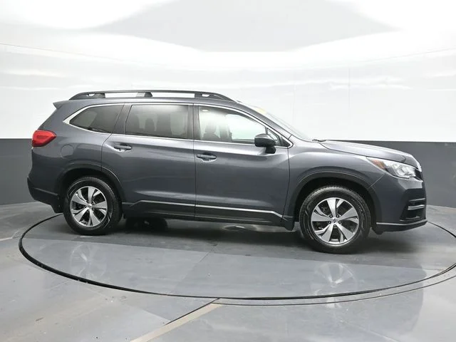 Used 2020 Gray Subaru Premium image 8